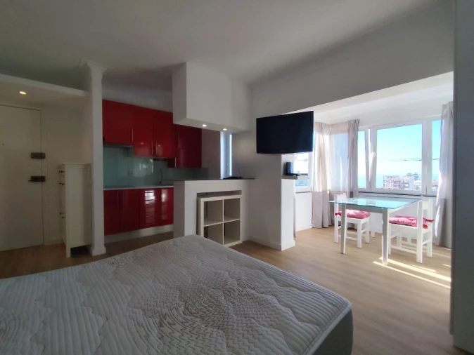 Apartamento T0 para Arrendamento em Monte Estoril Foto 4