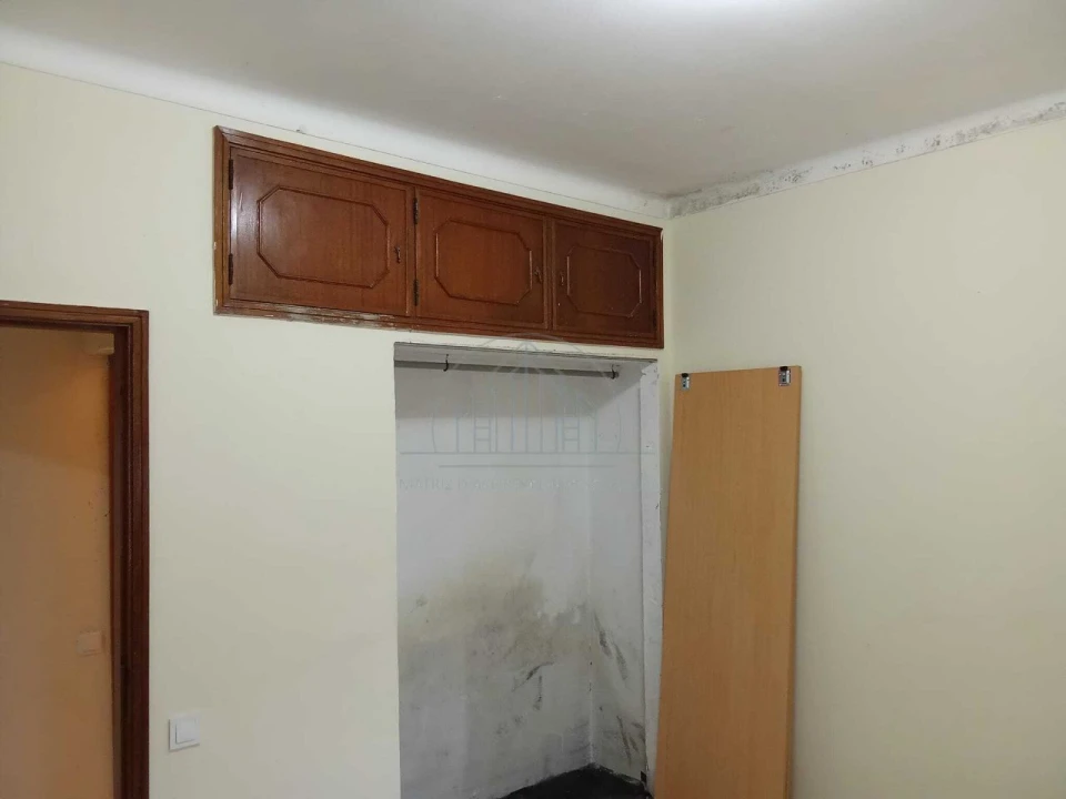 Apartamento T1 para Arrendamento em Perosinho Foto 3
