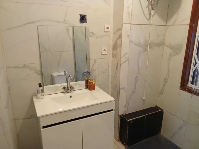 Apartamento T1 para Arrendamento em Perosinho Foto 5