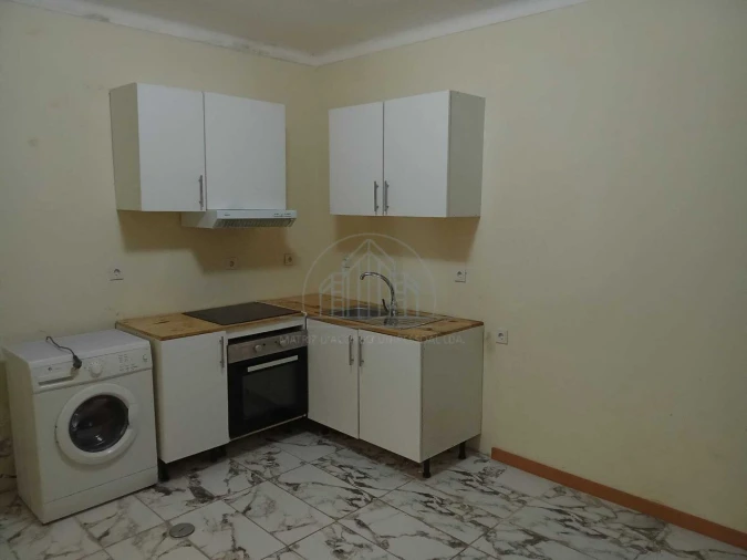 Apartamento T1 para Arrendamento em Perosinho Foto 6