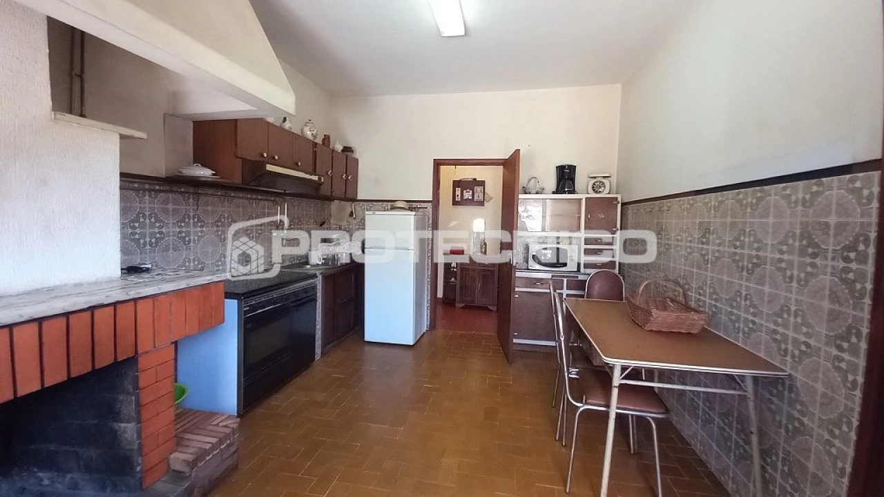 Moradia T3 para Venda em Ribança Foto 9