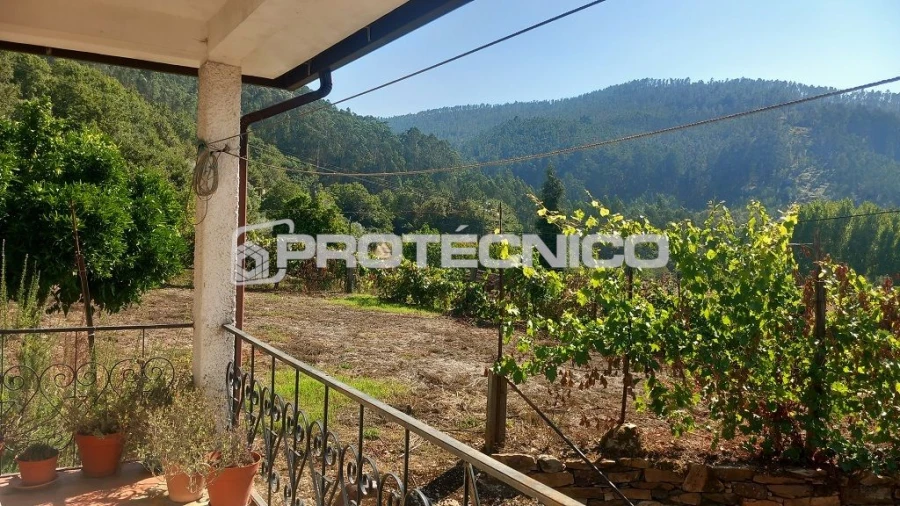 Moradia T3 para Venda em Ribança Foto 4