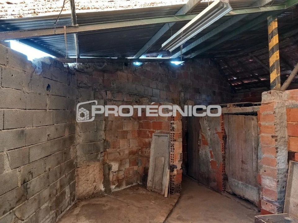 Moradia T3 para Venda em Alquerubim Foto 4