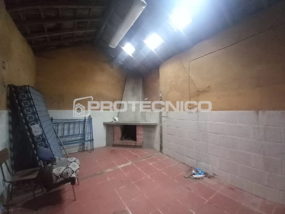 Moradia T3 para Venda em Alquerubim Foto 24