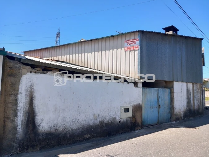 Moradia T3 para Venda em Alquerubim