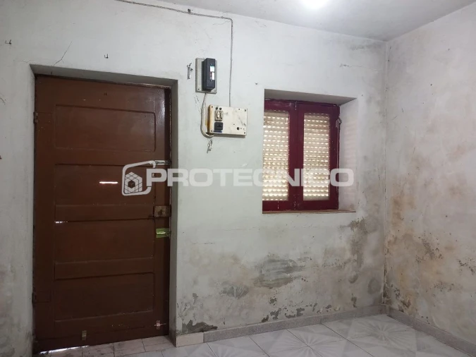 Moradia T3 para Venda em Alquerubim Foto 11