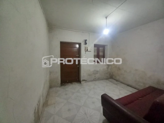 Moradia T3 para Venda em Alquerubim Foto 22