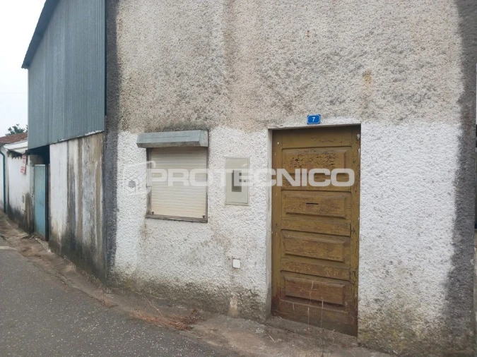 Moradia T3 para Venda em Alquerubim Foto 32