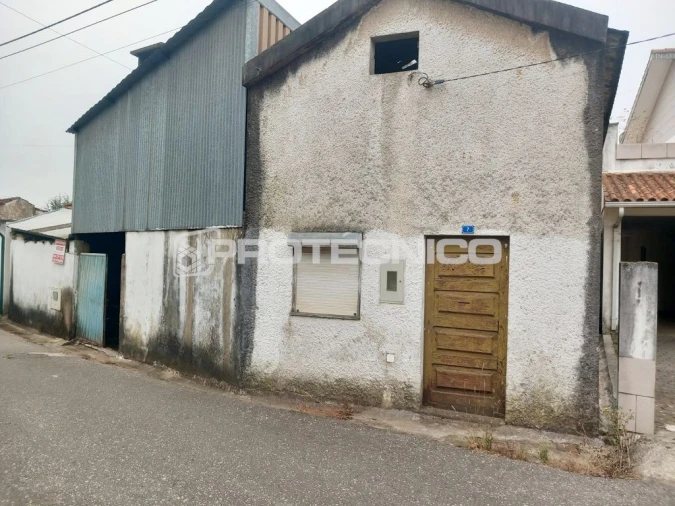 Moradia T3 para Venda em Alquerubim Foto 35