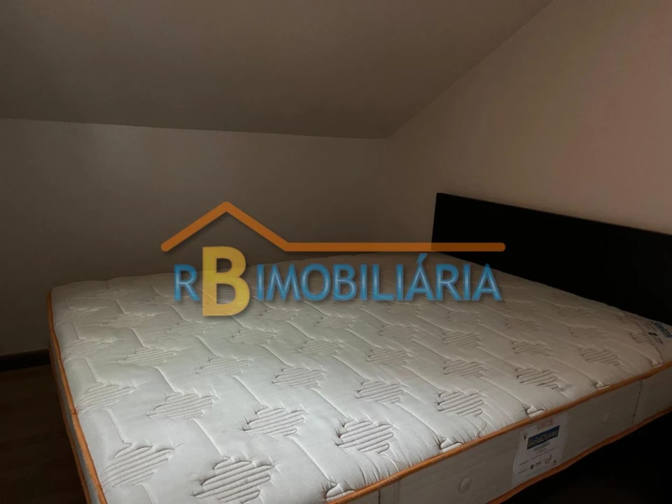 Apartamento T1 para Venda em Santa Maria de Lamas Foto 6