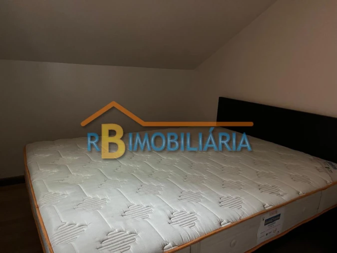 Apartamento T1 para Venda em Santa Maria de Lamas Foto 6