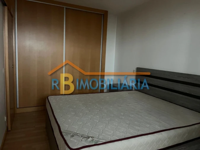 Apartamento T1 para Venda em Santa Maria de Lamas Foto 11