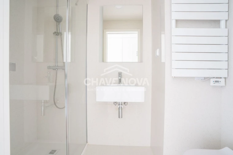 Apartamento T2 para Arrendamento em Vila Nova de Gaia Foto 7