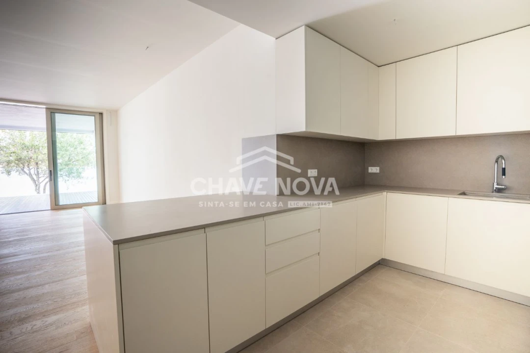 Apartamento T1 para Arrendamento em Vila Nova de Gaia Foto 7