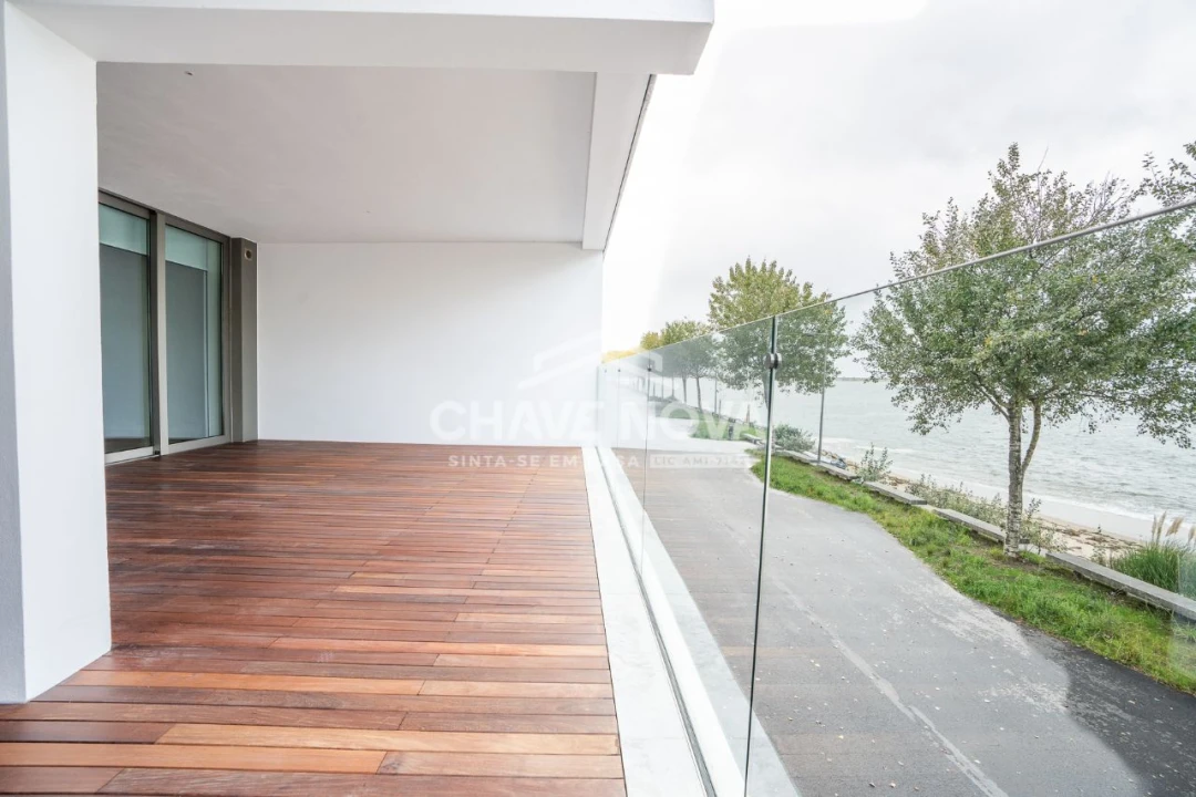 Apartamento T1 para Arrendamento em Vila Nova de Gaia Foto 3