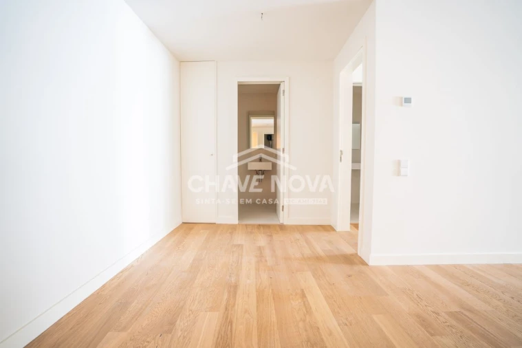 Apartamento T1 para Arrendamento em Vila Nova de Gaia Foto 8