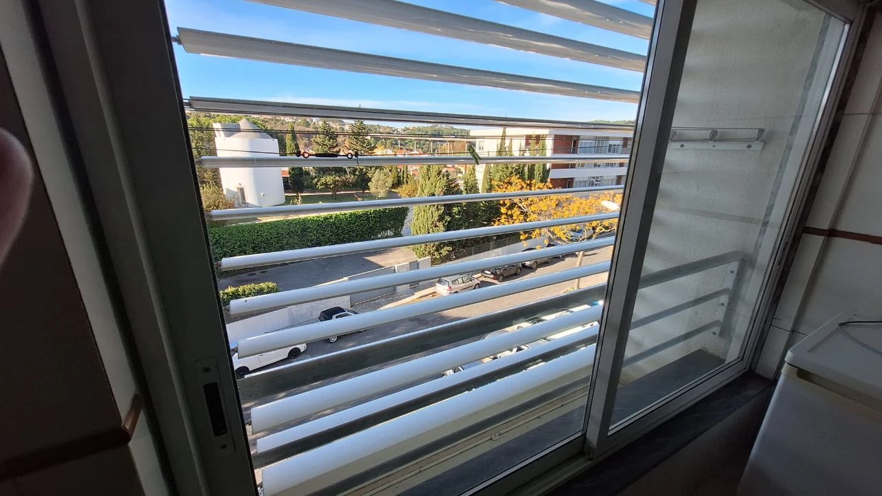 Apartamento T2 para Venda em Caxias Foto 10