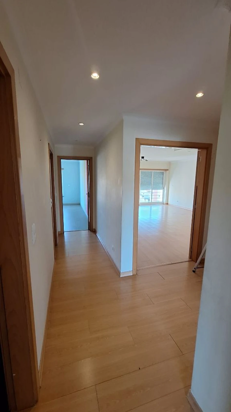 Apartamento T2 para Venda em Caxias Foto 20