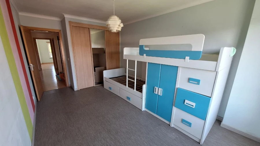 Apartamento T2 para Venda em Caxias Foto 13