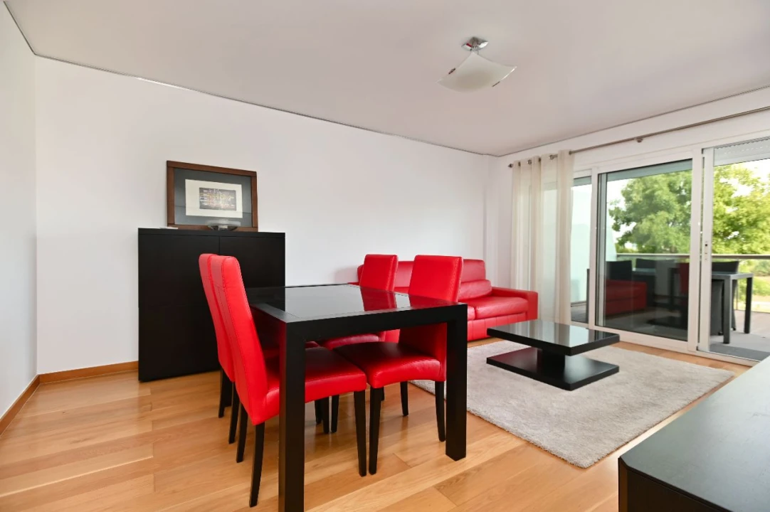 Apartamento T1 para Arrendamento em Costa de Caparica Foto 2