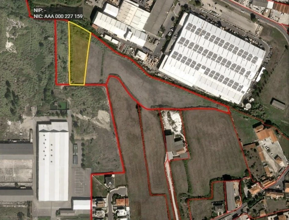 Terreno para Venda em Mastrontas Foto 1