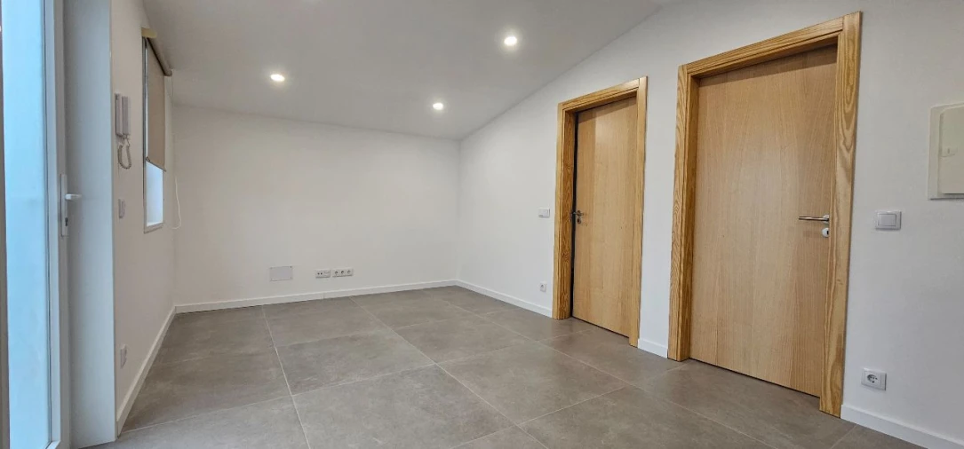 Apartamento T2 para Arrendamento em Valmaior Foto 2