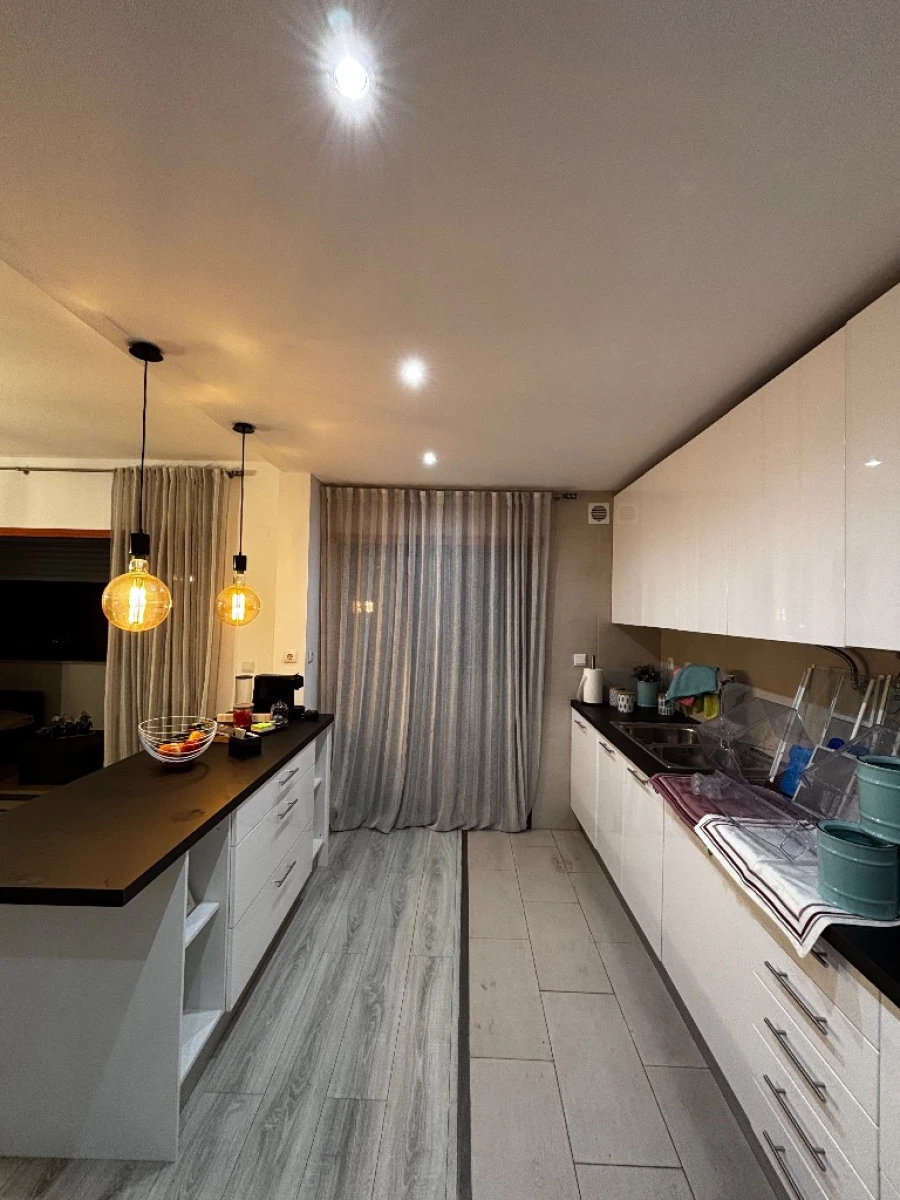 Apartamento T2 para Venda em Setubal Foto 9