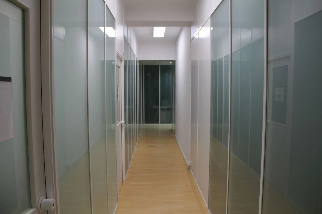 Loja para Venda em Linda a Velha Foto 3