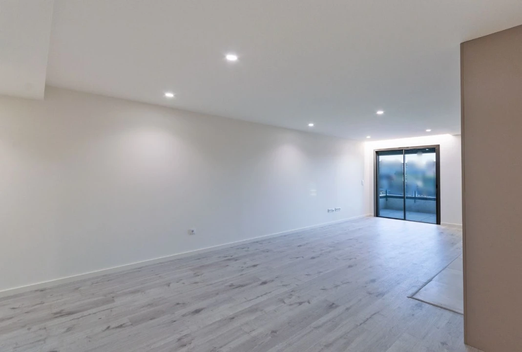 Apartamento T3 para Venda em Canidelo Foto 2