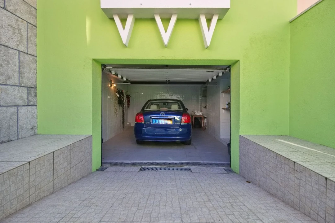 Moradia T2 para Venda em Porto Salvo Foto 2