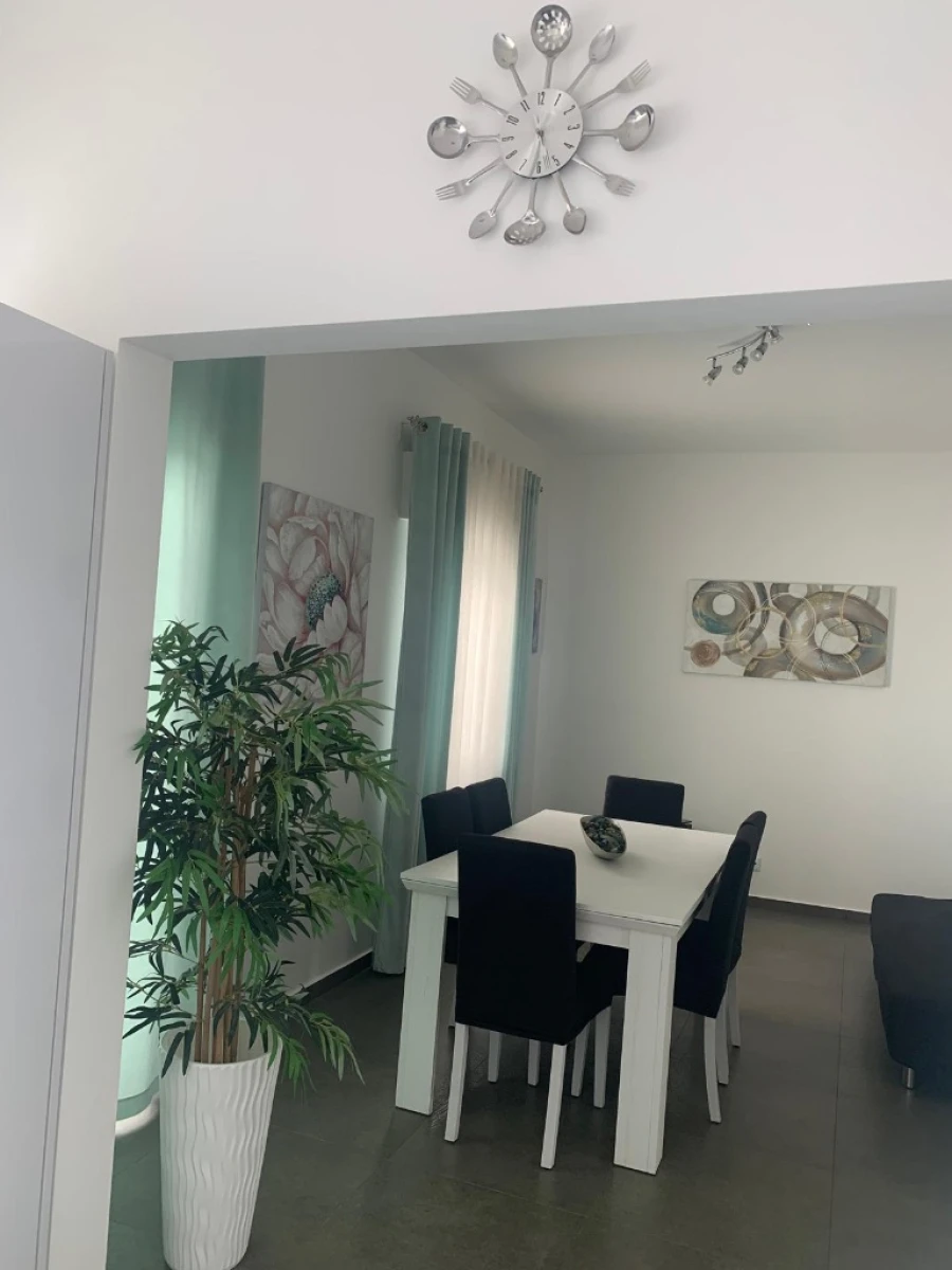 Prédio para Arrendamento em Vila Real de Santo António Foto 7