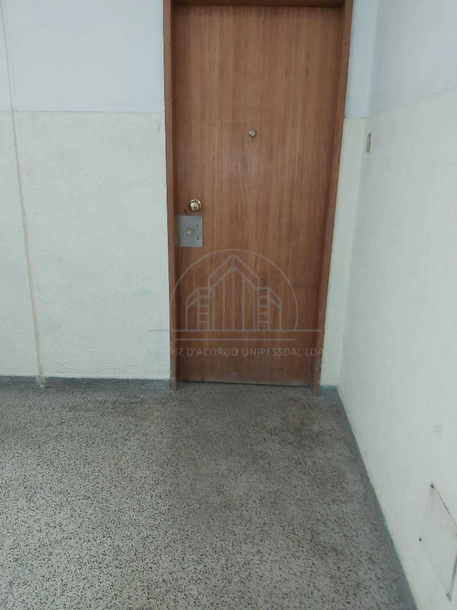 Apartamento T1 para Arrendamento em Porto Foto 11