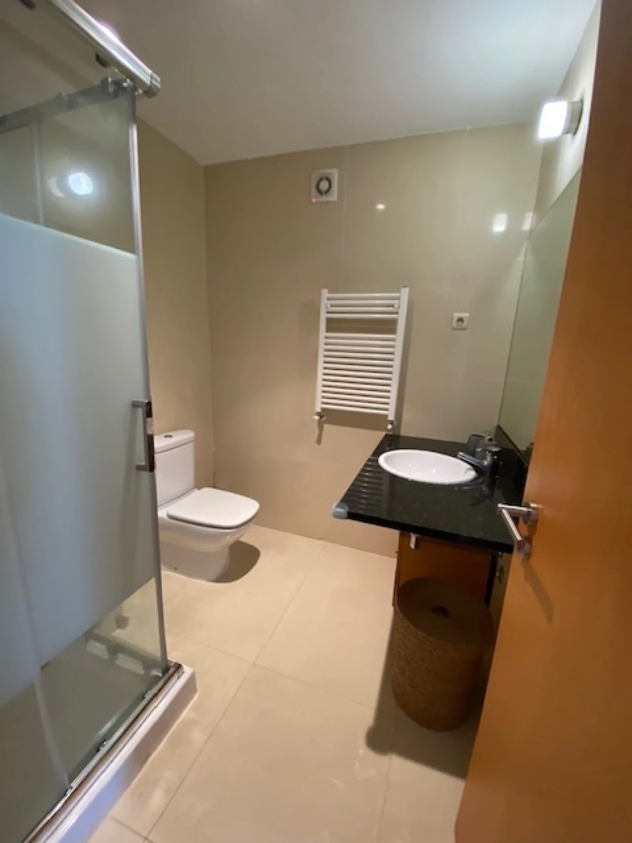 Apartamento T2 para Arrendamento em Matosinhos Foto 7