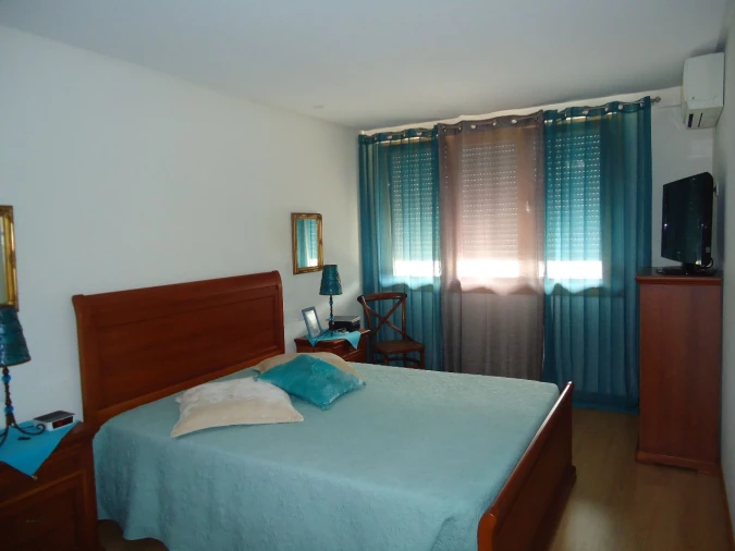 Apartamento T2 para Venda em Loures Foto 3