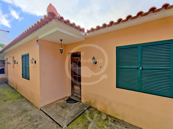Moradia T3 para Venda em Estreito Câmara de Lobos Foto 4
