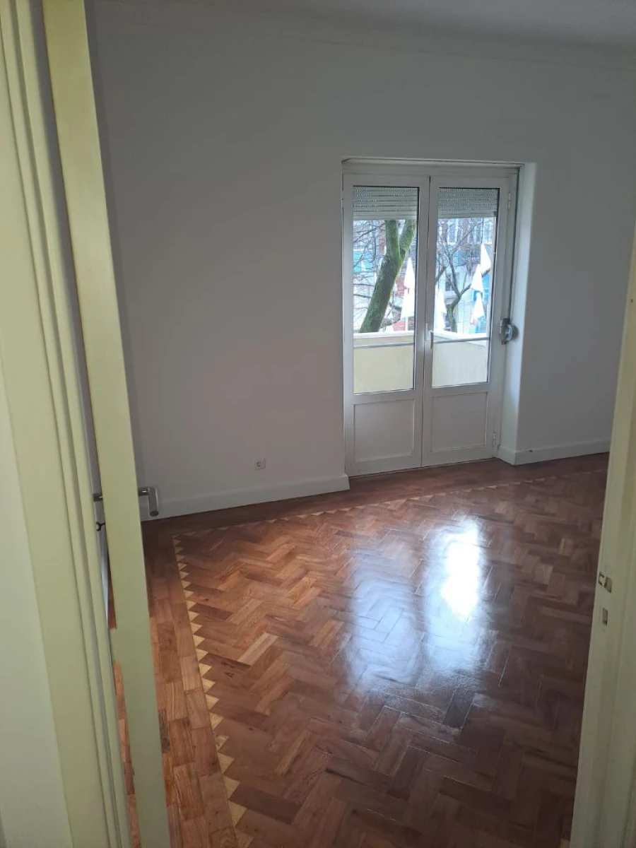 Apartamento T4 para Arrendamento em Lisboa Foto 3