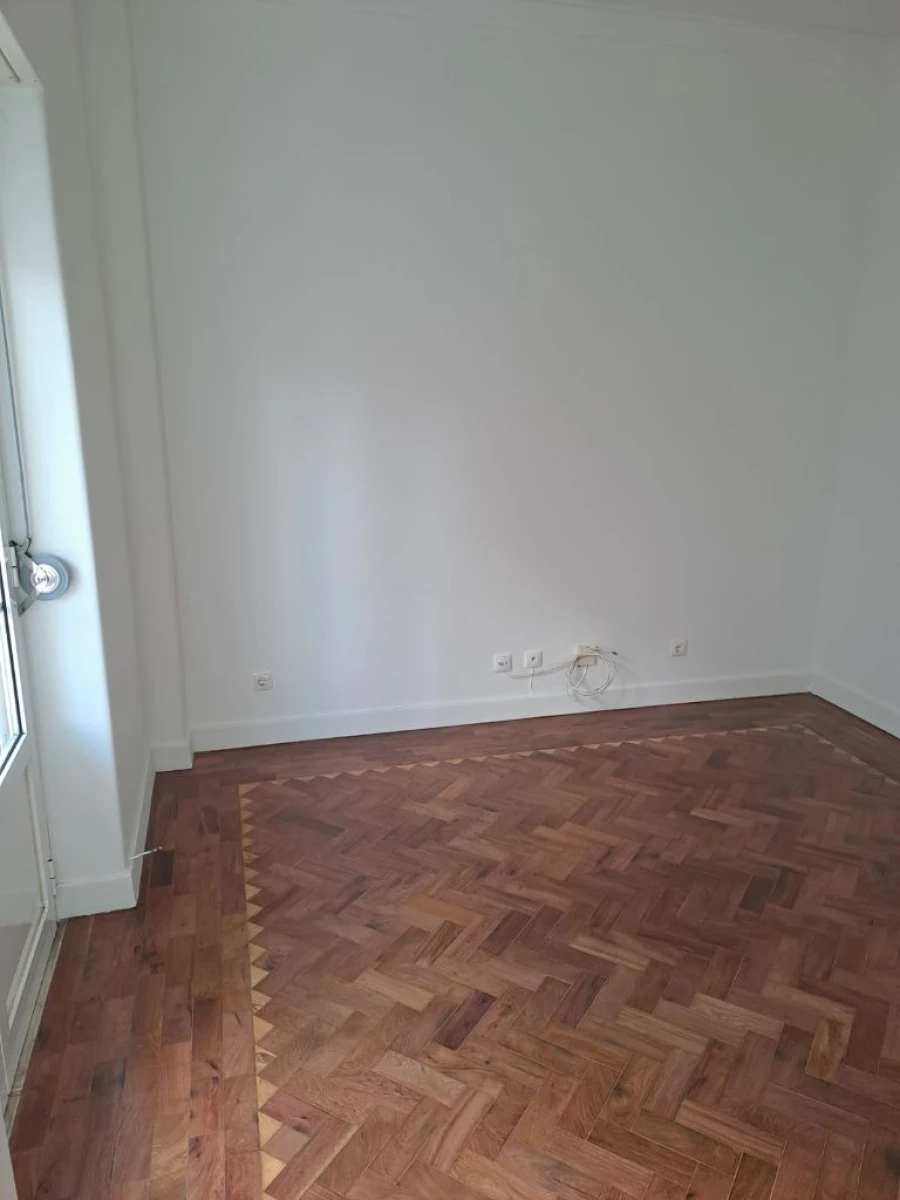 Apartamento T4 para Arrendamento em Lisboa Foto 6