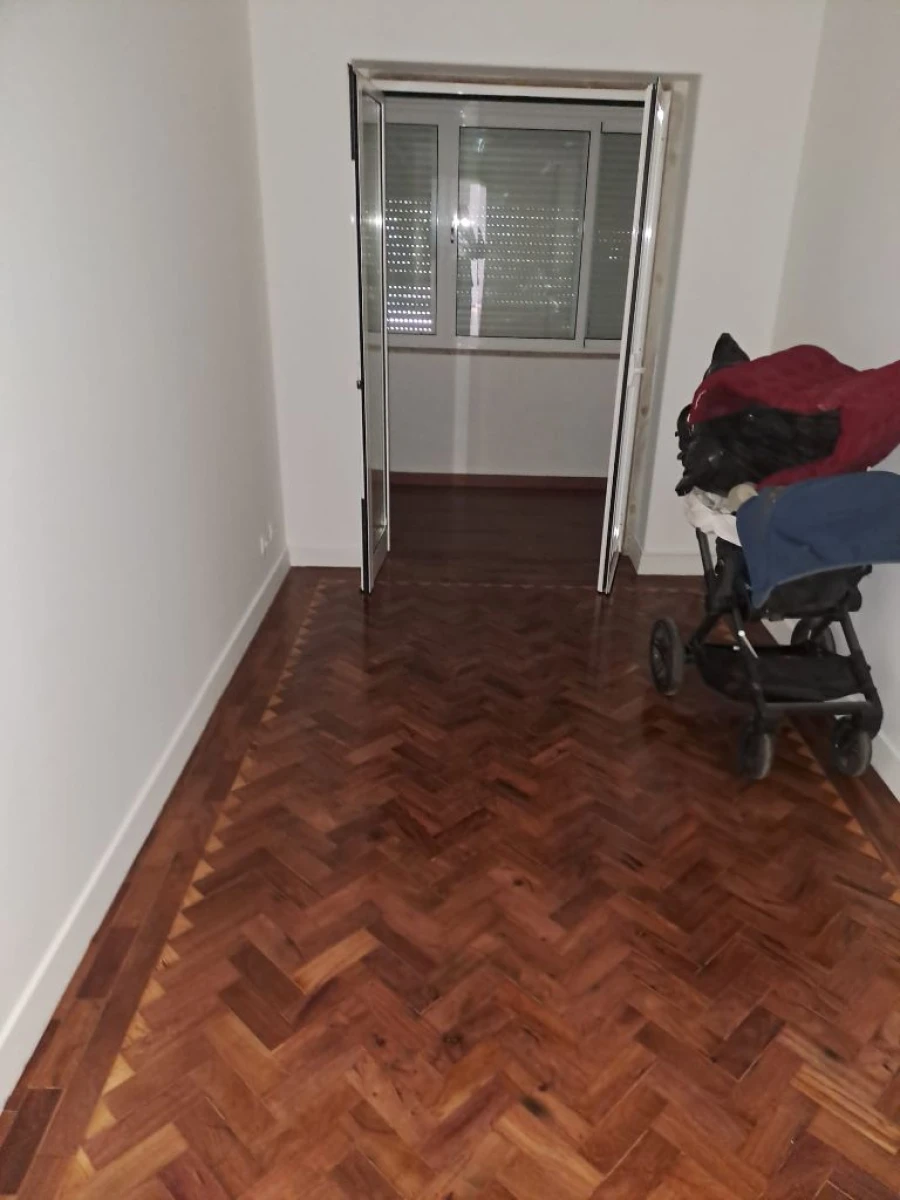 Apartamento T4 para Arrendamento em Lisboa Foto 4