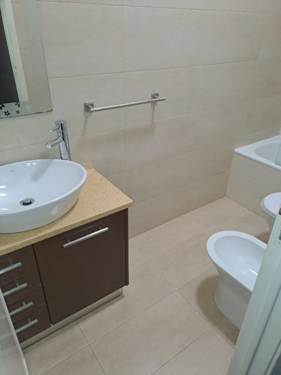 Apartamento T4 para Arrendamento em Lisboa Foto 12