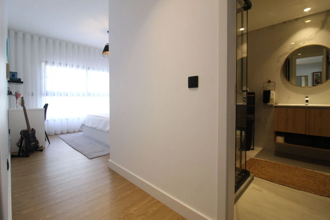 Apartamento T2 para Venda em Funchal Foto 13