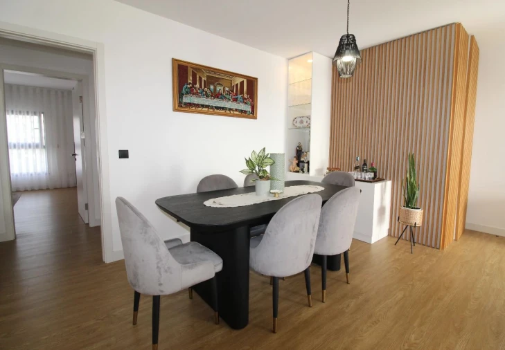 Apartamento T2 para Venda em Funchal Foto 5