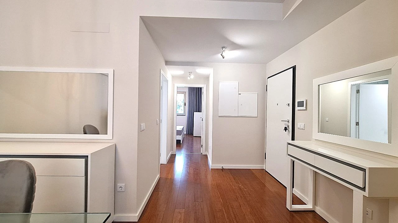 Apartamento T1 para Arrendamento em funchal Foto 6