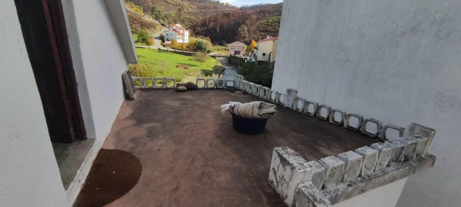 Moradia T2 para Venda em Unhais-o-Velho Foto 15