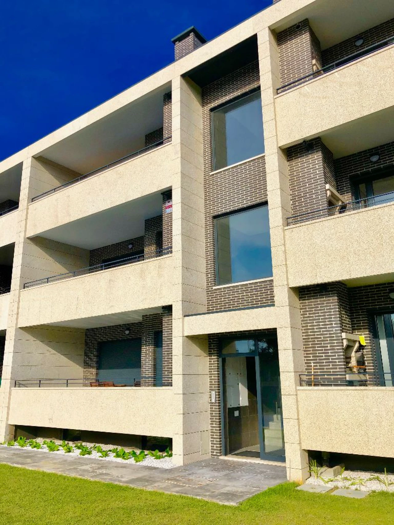 Apartamento T2 para Arrendamento em Fão Foto 2