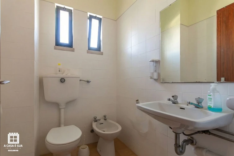 Loja para Arrendamento em Espinho Foto 13