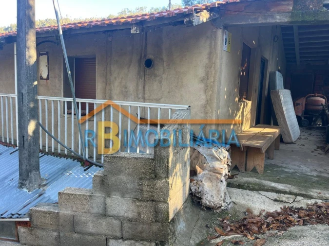 Moradia T3 para Venda em Santa Eulália Foto 3