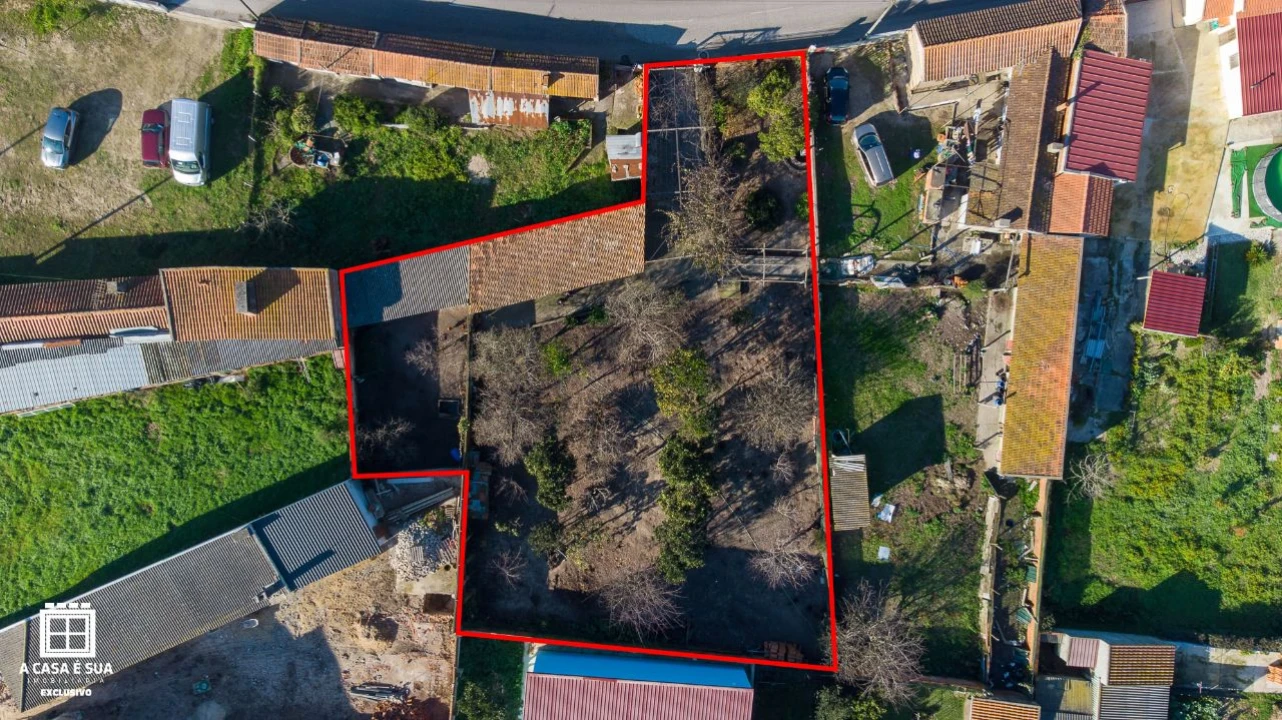 Terreno para Venda em Pardilhó Foto 1