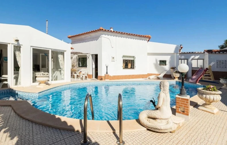 Moradia T9 para Venda em Algarve Foto 2