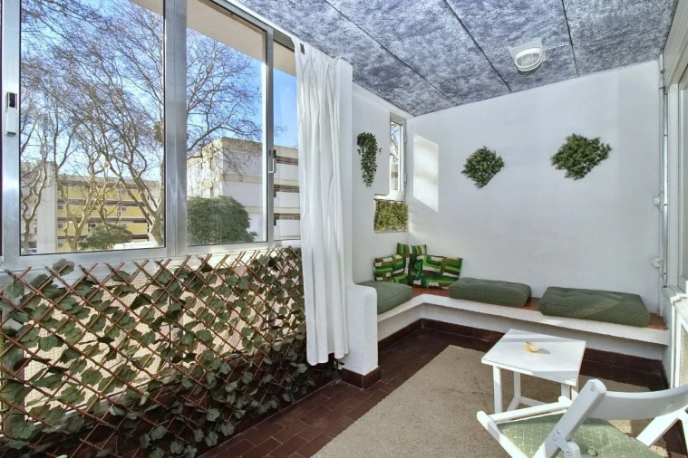 Apartamento T1 para Arrendamento em Lombos Foto 5