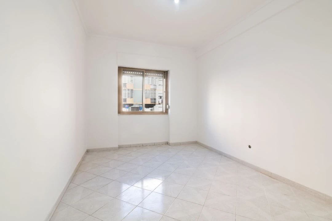 Apartamento T3 para Venda em Amadora Foto 11